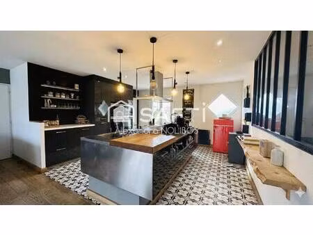 maison de plain-pied sur une parcelle de 1 756 m².