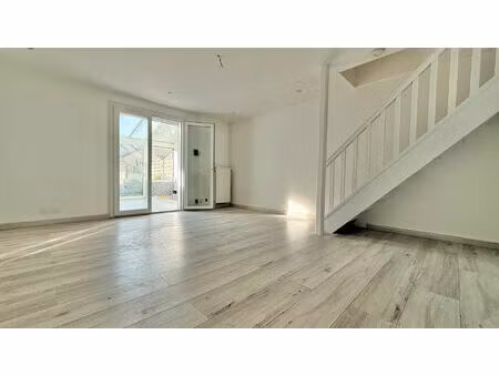 maison saint pierre du perray 5 pièce(s) 80 m2