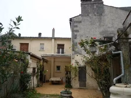 vente maison à cognac (16100) : à vendre / 114m² cognac