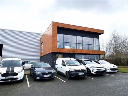 location local d'activités sainghin en melantois 1 062 m²