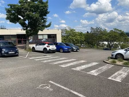 location bureau l isle d abeau 359 m²