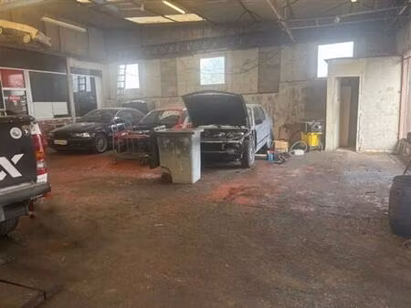 vente local d'activités boissy sous st yon 500 m²