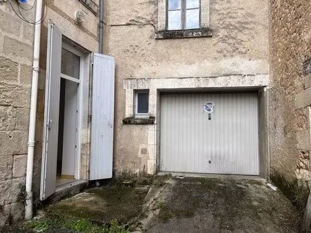 vente maison 5 pièces 98 m² à chalais (16210)  108 600 €