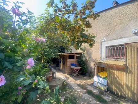 vente maison 3 pièces 50 m² à val-de-livenne (33820)  99 800 €