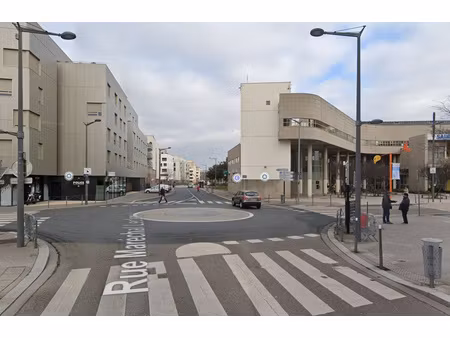 achat parking st priest 69800