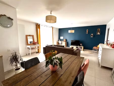 location maison 4 pièces 83m²