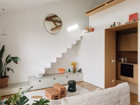 appartement 60 m² t2 bis – dernier étage – vue tour eiffel – refait à neuf par architecte 