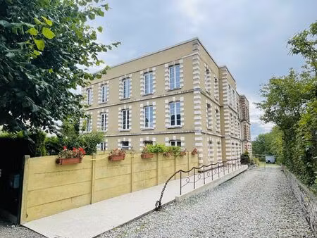 vente immeuble 560 m² crozant (23160)