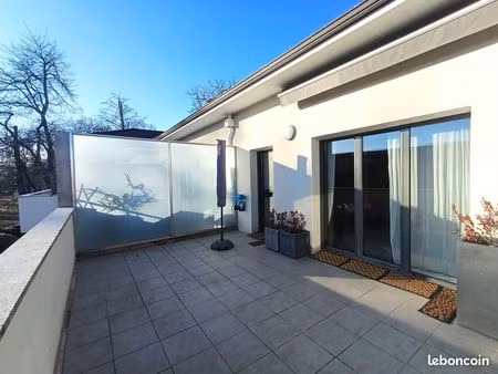 appartement 3 pièces 64 m²