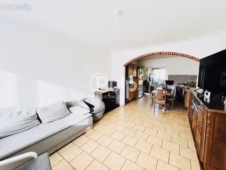 maison 5 pièces 83 m²
