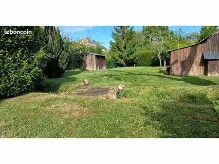 terrain avec maison de ville