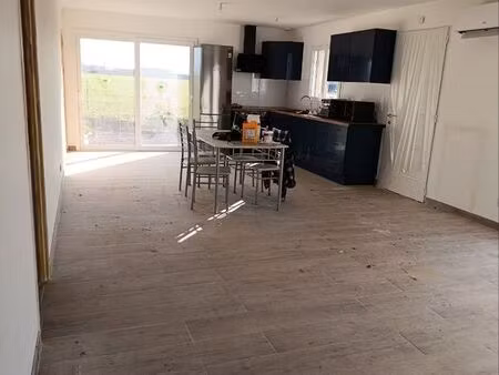 maison neuve re 2020. 4 chambres. chauffage par pompe à chaleur. clim. terrasse/garage.■si