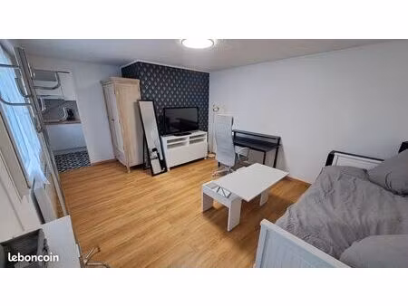studio meublé de 26m2 charges comprises