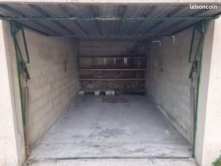 location box garage 13010