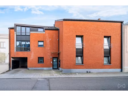 appartement te koop in moustier-sur-sambre met 2 slaapkamers