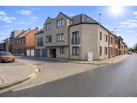 appartement te koop in kruibeke met 2 slaapkamers