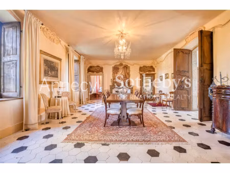 château à vendre à chindrieux : 1 352 000 € | 700m²