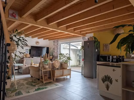 vente maison 5 pièces 152 m² à saint-romain-de-benet (17600)  254 400 €