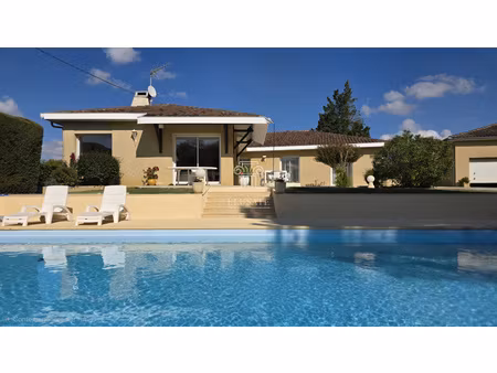 maison avec double habitation t7 - 203m² en campagne avec terrain de 4250m² et garage / pr