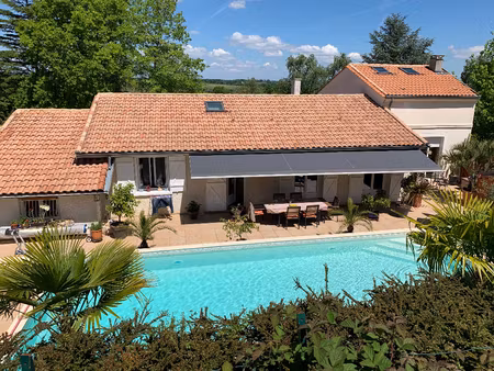 maison langoiran 6 pièce(s) 180 m2