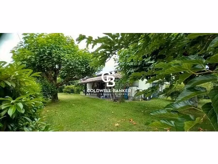 exclusivite - andernos  proche du collège et du centre ville  grand terrain de 1 300m²