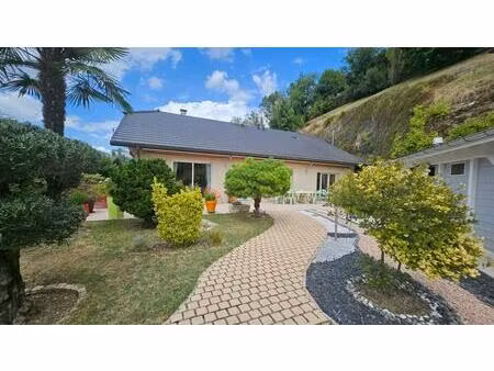 maison individuelle 7p 181 m² saint-jeoire-prieure (73190)