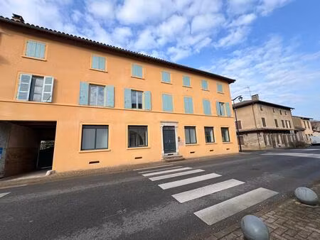 beauregard . duplex 4 pièces 109m2 habitables + terrasse  cave et 2 places de stationnemen