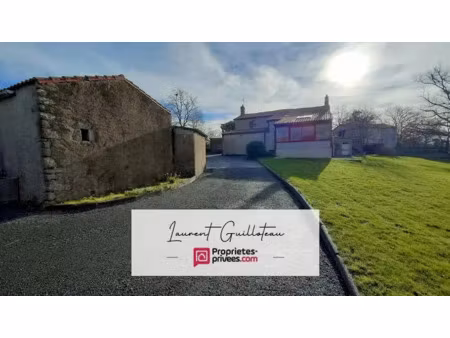 vente maison 7 pièces 201 m² à saint-aubin-des-ormeaux (85130)  329 000 €