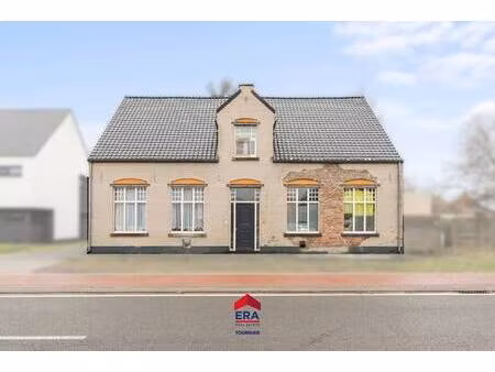 commercieel te koop in balen met 5 slaapkamers