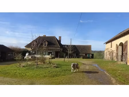 vente propriété 8 pièces 180 m² à perrecy-les-forges (71420)  405 600 €