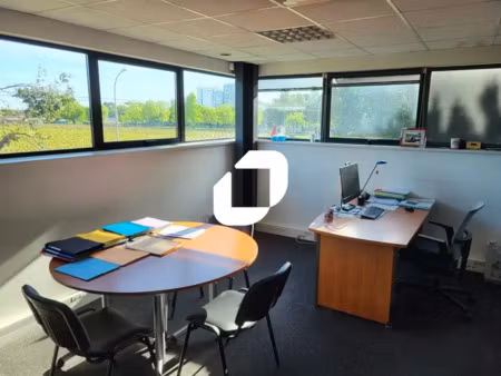 location bureau pessac 33600