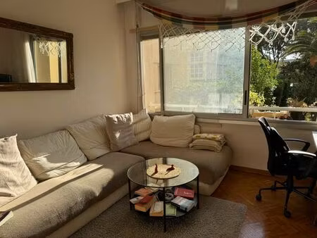 location appartement 3 pièces 53 m² à marseille 8 (13008)