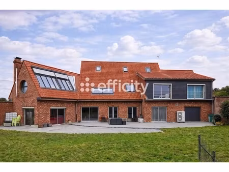 maison 10 pièces - 260 m²
