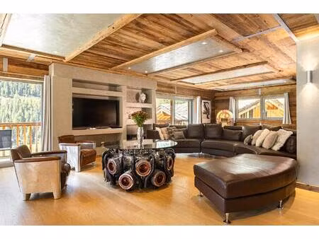 un duo de chalets à l'écriture aéronautique