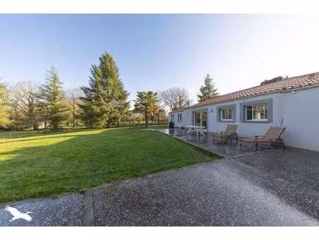 vente maison à rives-de-l'yon (85310) : à vendre / 130m² rives-de-l'yon