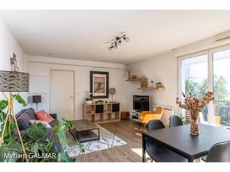 vente appartement 2 pièces 45 m² bordeaux (33100)