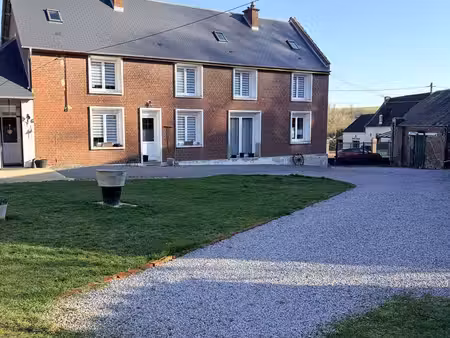 02120 tupigny .ancien corps de ferme
