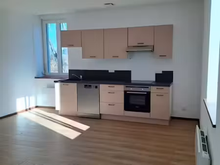 location appartement 3 pièces 58 m² à hartzviller (57870)  610 €