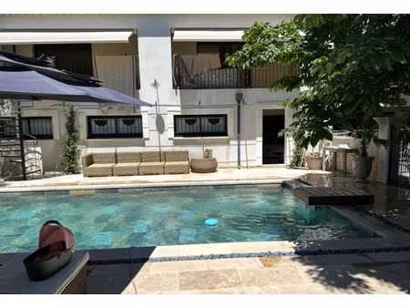 location meublée appartement 3 pièces 87 m² à mollégès (13940)  1 350 €