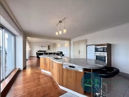 to rent for penthouse 133 m² – 2 650 € |esch-sur-alzette