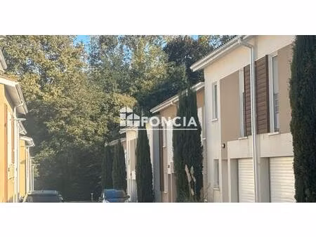 t4 duplex garage jardinet