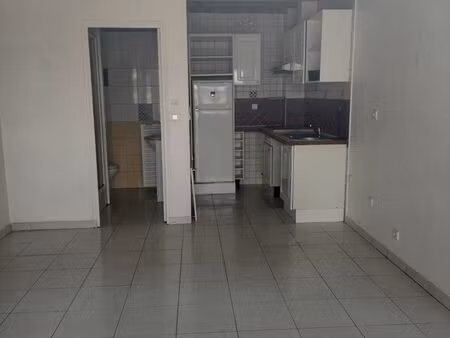 logement à louer à ferrières  village très calme