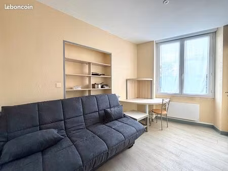 studio 1 pièce 12 m²