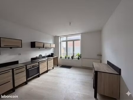 à louer – t4 en duplex de 85 25 m² – centre-ville d’auchel
