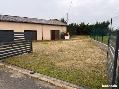 box de stockage / garage