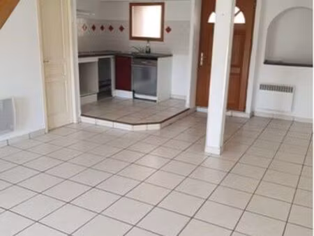 loue maison de village