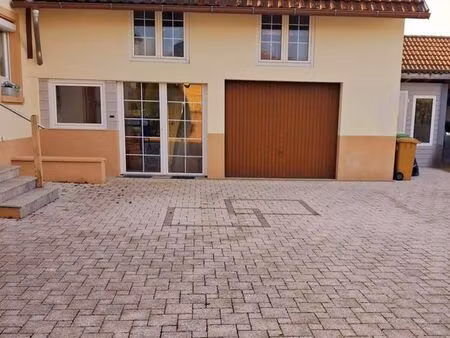 garage individuel fermé - 10 min euroairport bâle-mulhouse