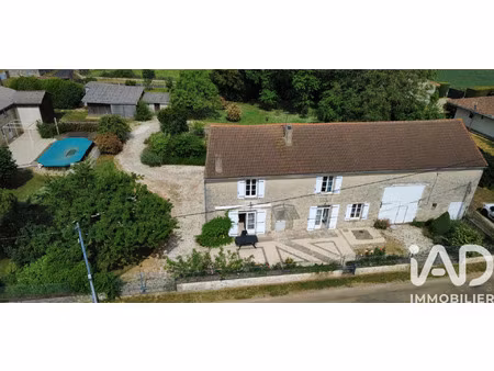 vente maison 6 pièces 178 m² voulême (86400)