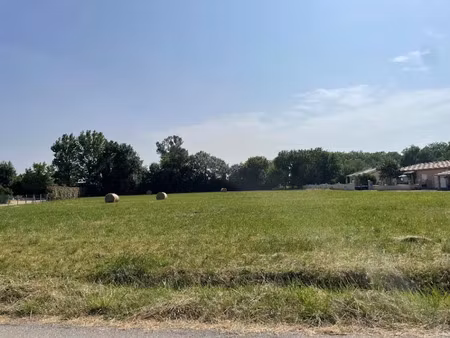 vente terrain 650 m² à revel (31250)  45 000 €