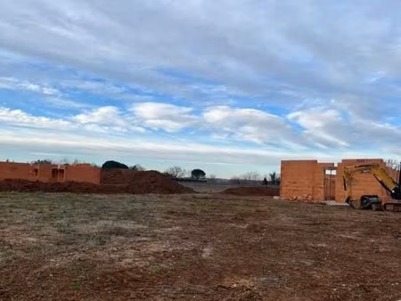 terrain 669 m² lagrave